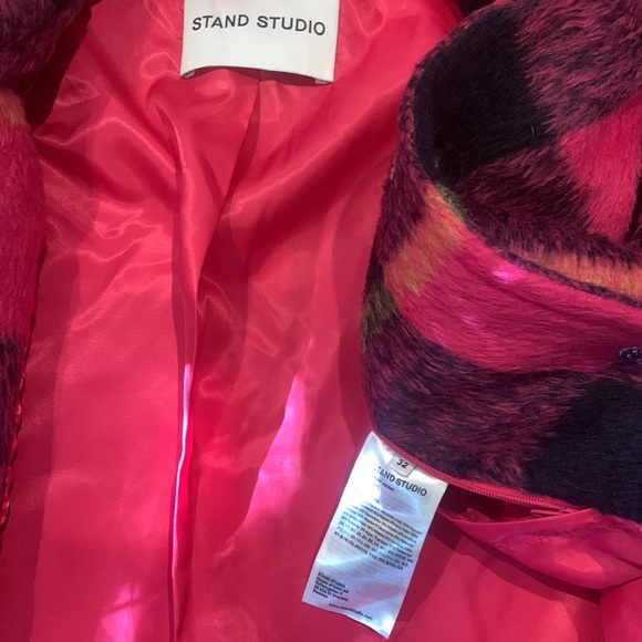 NWT Stand Studio pink black plaid cropped jacket size 32 - Picture 4 of 8